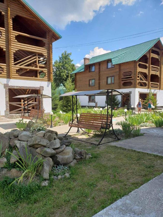 Hotel Edelweiss Carpathians Myhowe Exterior foto