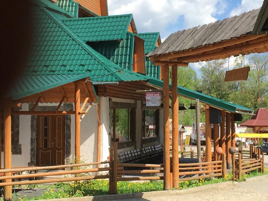 Hotel Edelweiss Carpathians Myhowe Exterior foto