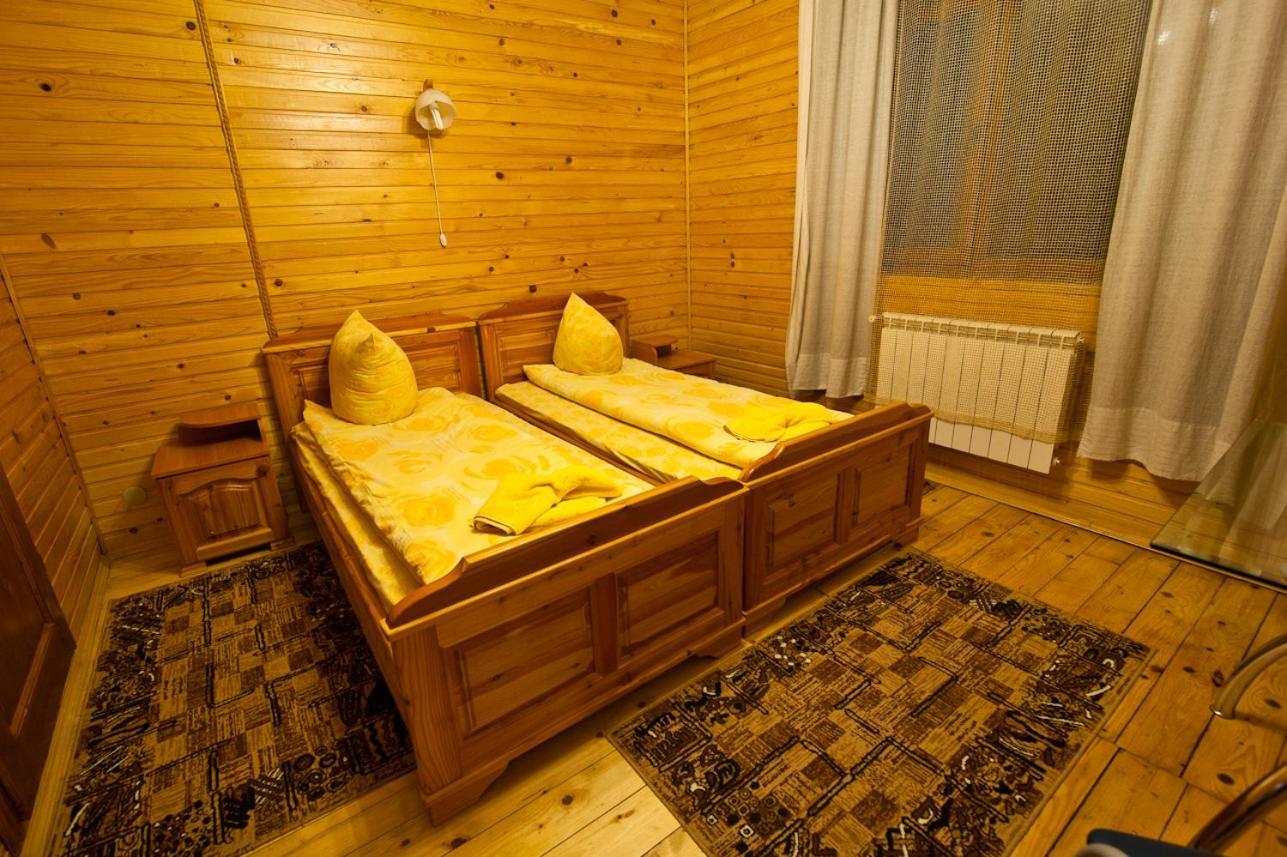 Hotel Edelweiss Carpathians Myhowe Exterior foto