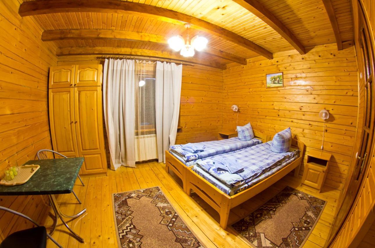 Hotel Edelweiss Carpathians Myhowe Exterior foto